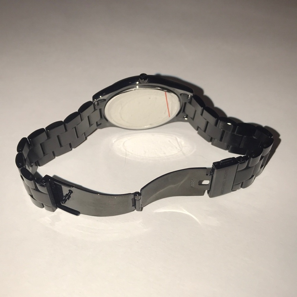 Michael Kors Black Watch - Picture 6 of 6